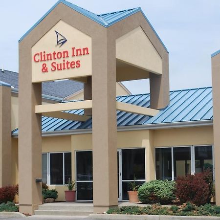 Clinton Inn & Suites Порт Клинтон Экстерьер фото